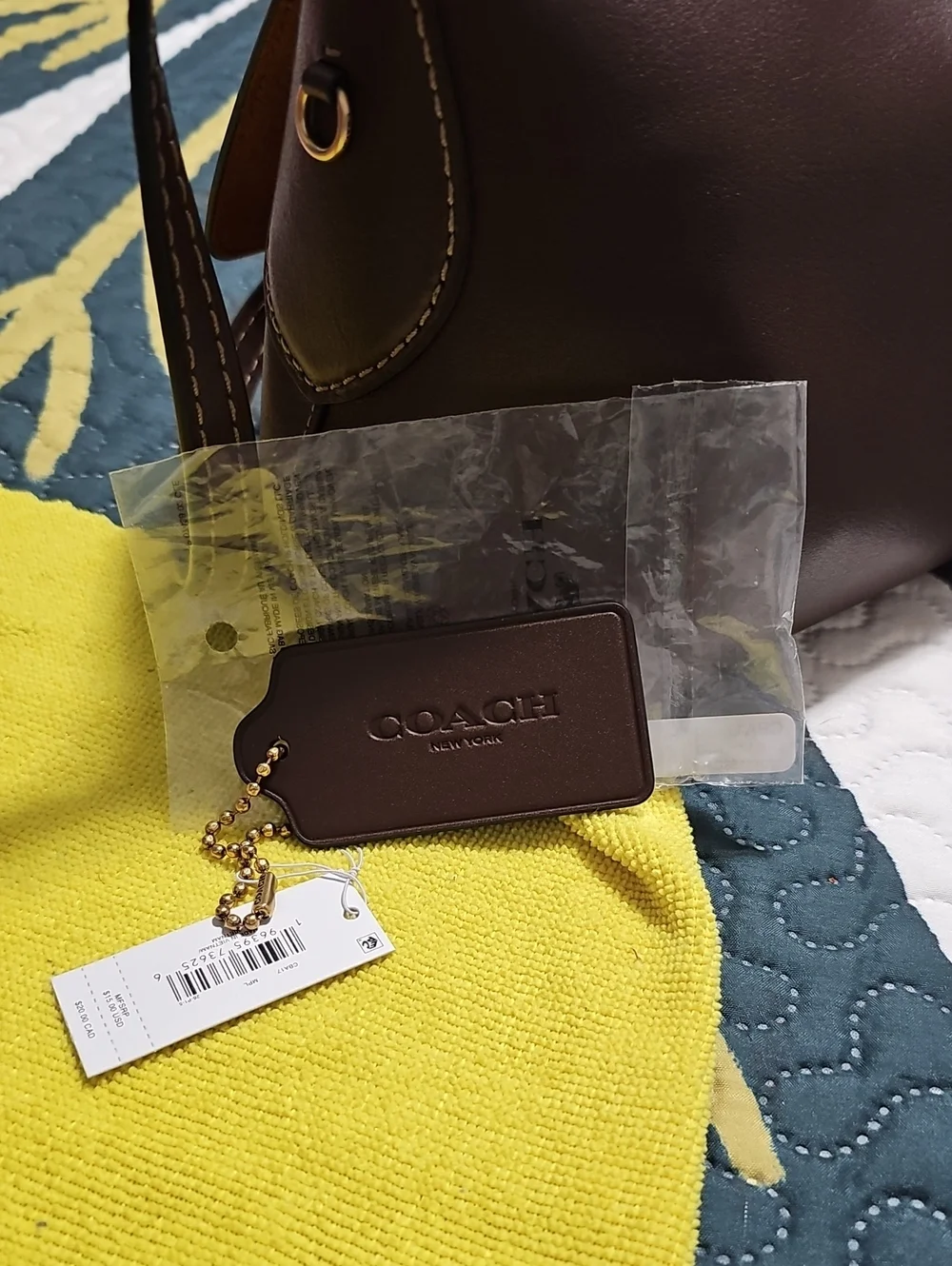 Coach Maple Large Hangtag CBA17